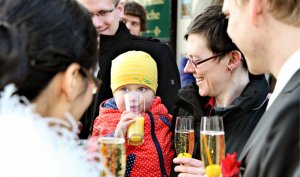 100Advertising and events photographer 