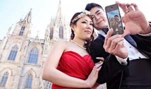 129Advertising and events photographer 